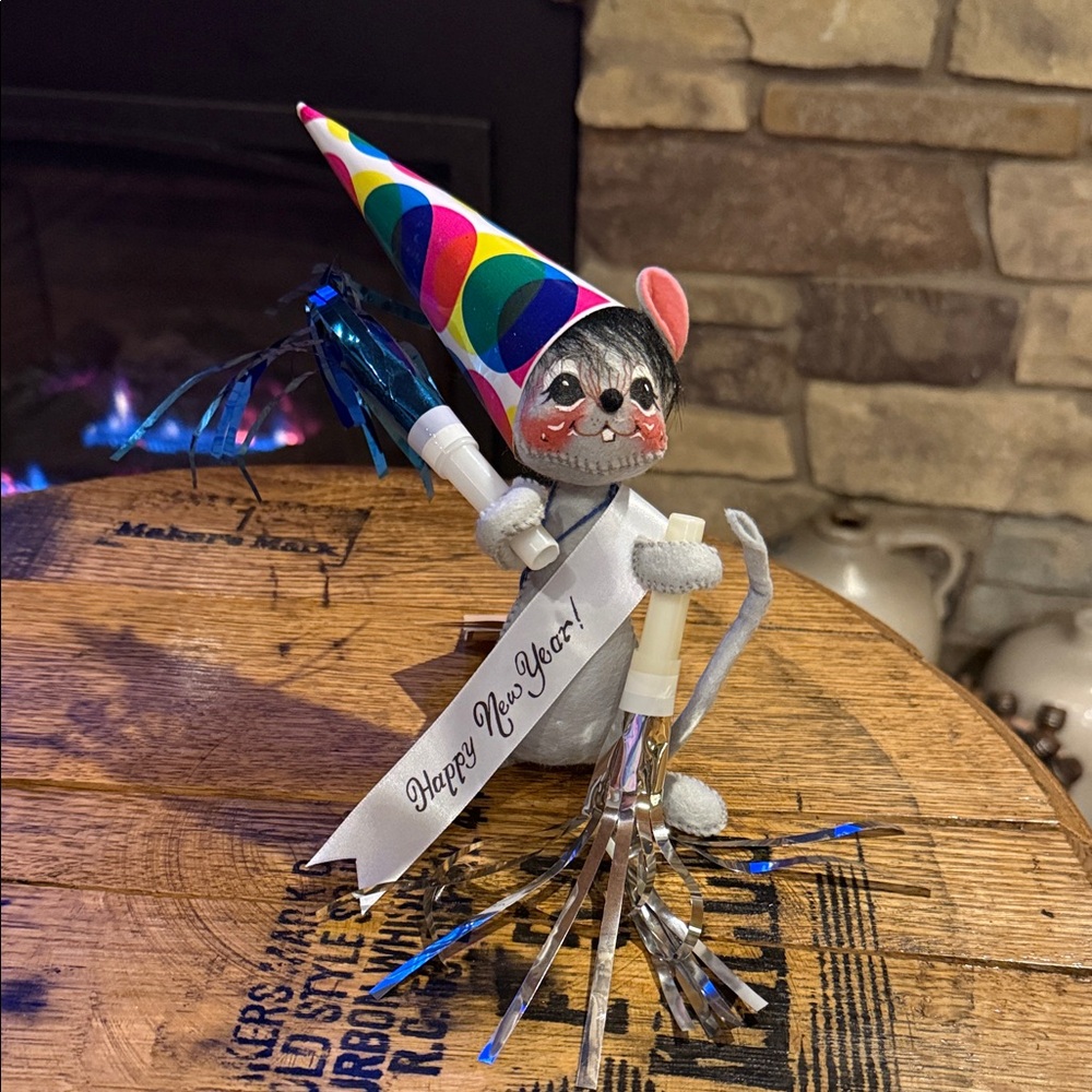 RARE Vintage 1996 Annalee Mobilitee 7" New Years Celebration Mouse